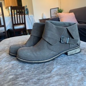 American Eagle boot